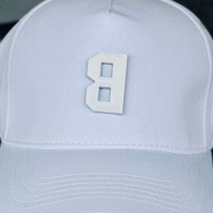 WHITE B • OUTLET