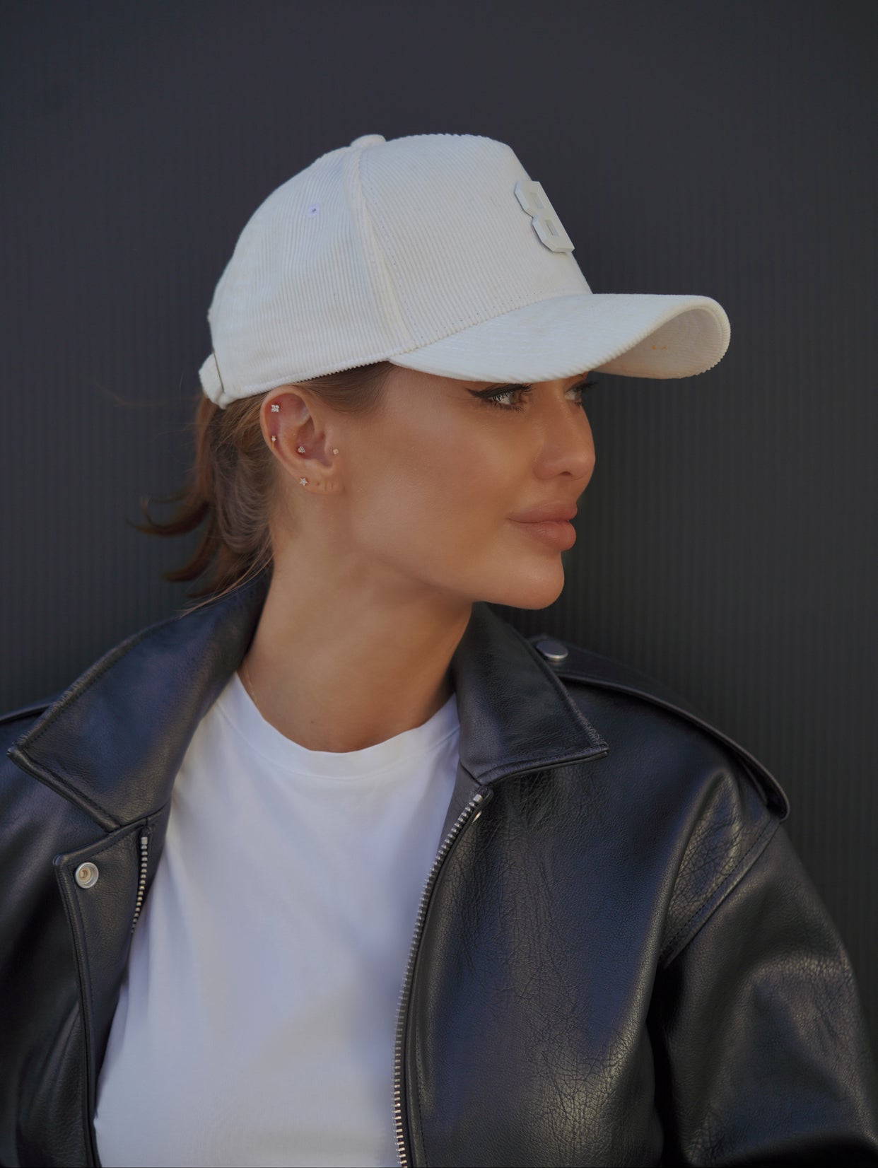 WHITE FFF