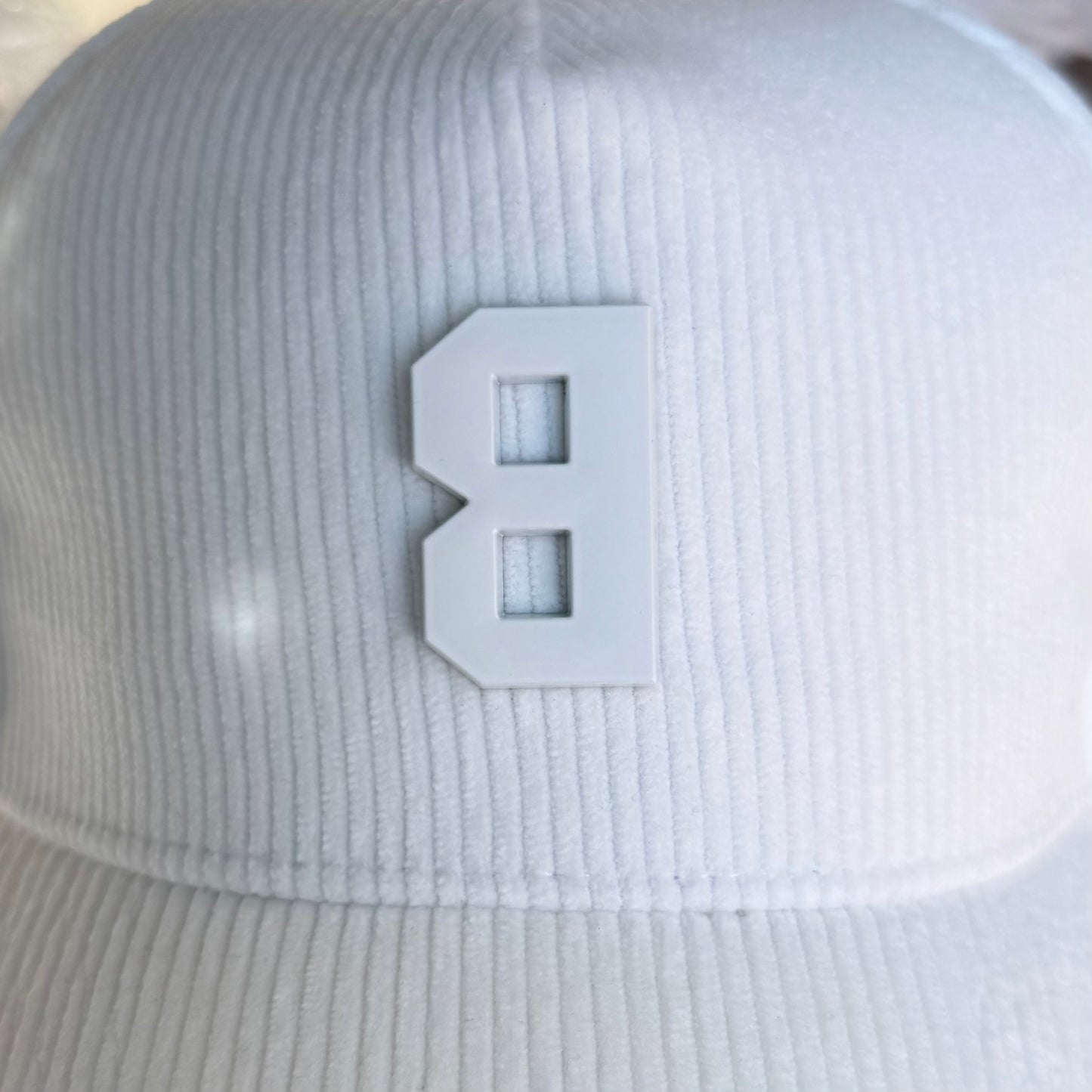 WHITE • MANUFACTURE VARIATION